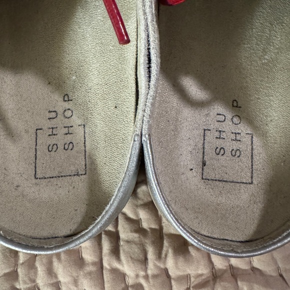 Philippa ShuShop Star Distressed Pre-Scuffed Slip-on Silhouette Sneakers - Picture 6 of 8